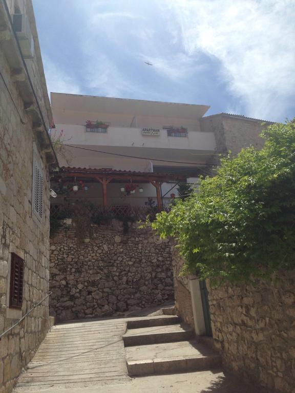 Ana Tudor Apartments Hvar Town Esterno foto
