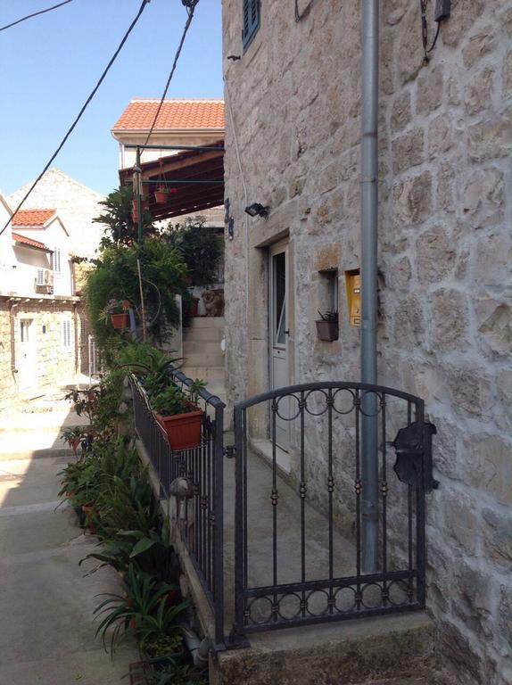 Ana Tudor Apartments Hvar Town Esterno foto