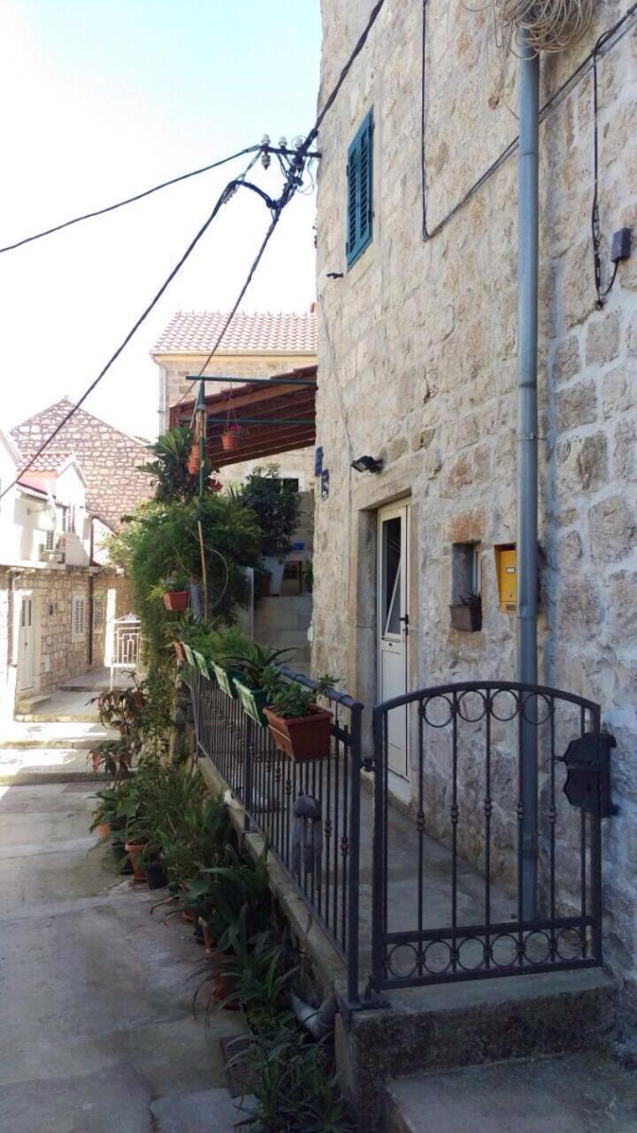 Ana Tudor Apartments Hvar Town Esterno foto